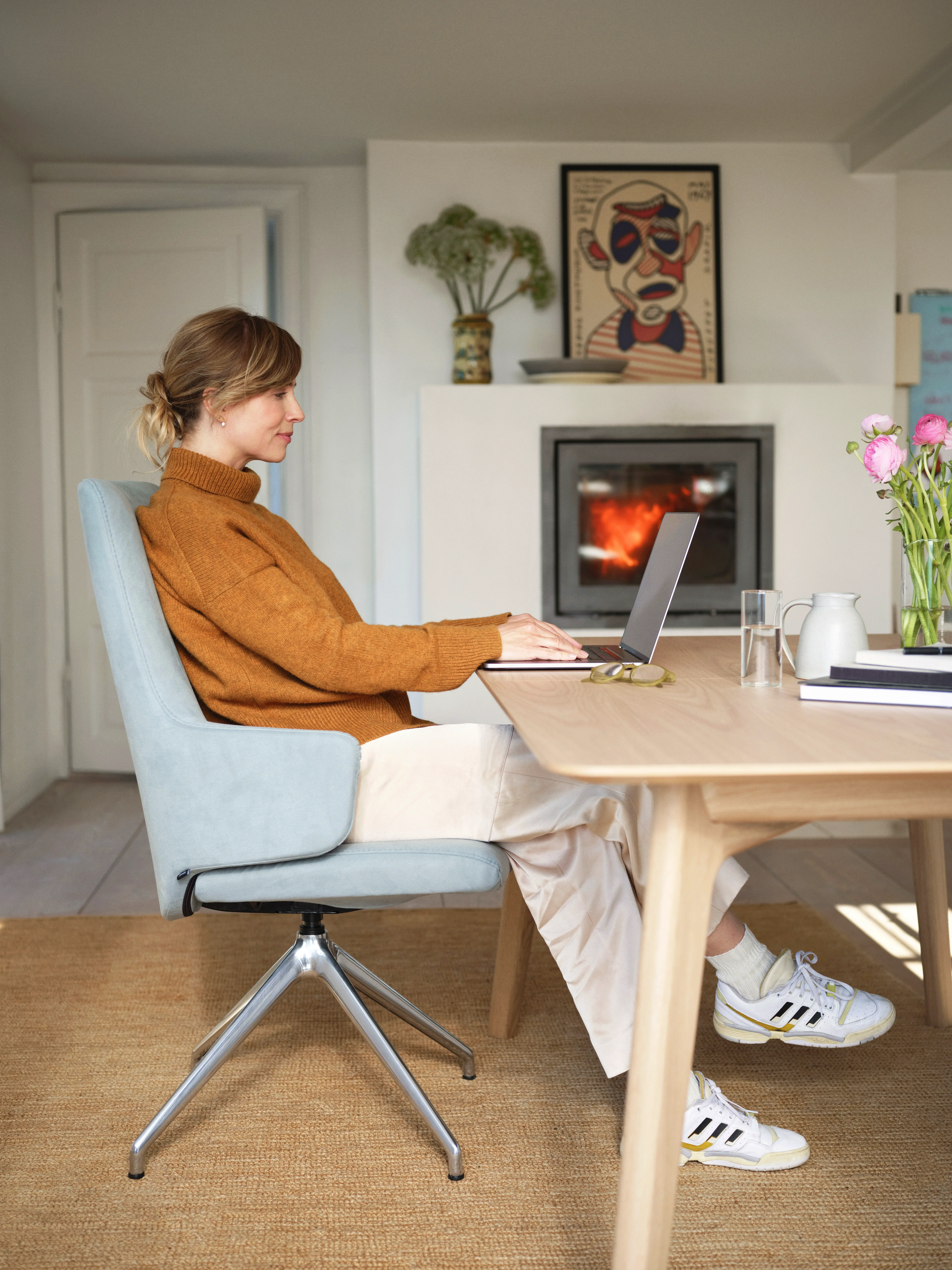 Stressless_Laurel_high_arm_D350_Dinamica_Aqua_Polished_model