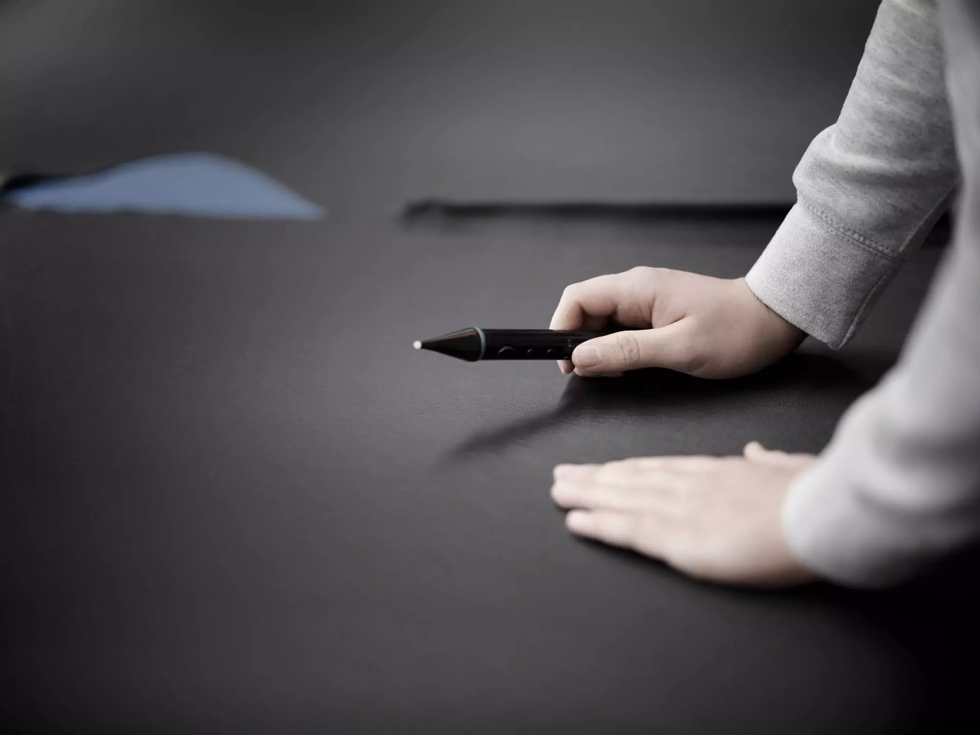 Stressless+leather+cutting