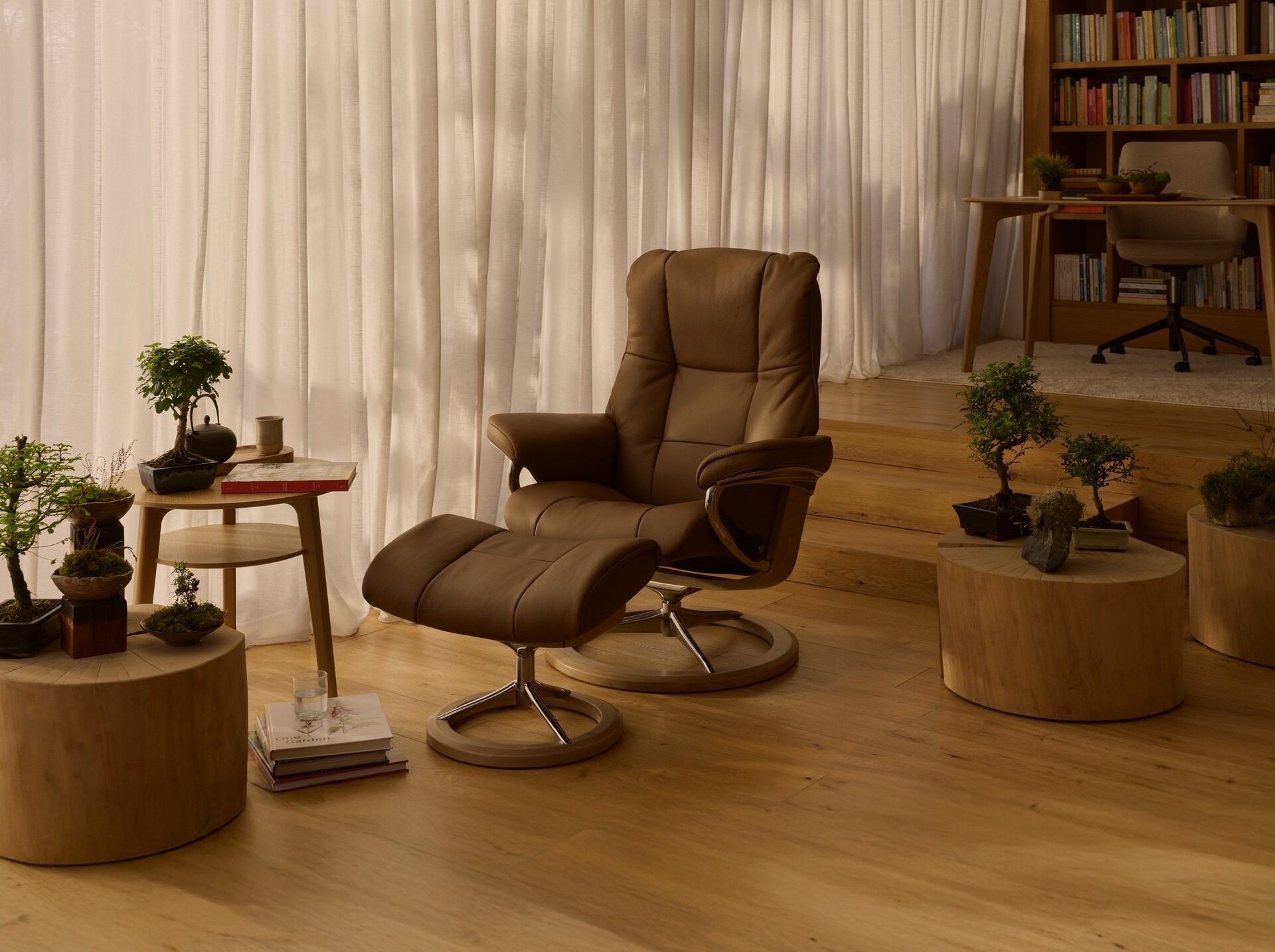 Stressless_Mayfair_Signature_Velaro_Dark_Caramel_Polished-Oak_08